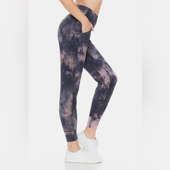 NEW Leggings Depot Purple Tie Dye High Waisted 7/8 Length Cropped Jogger Legging - Picture 4 of 8